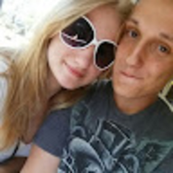 Meet your Posher, Joshua - Picture 1 of 1